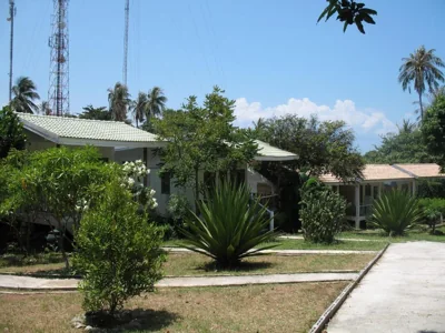 Bungalow triple con ventilador — Thai Dee Garden Resort